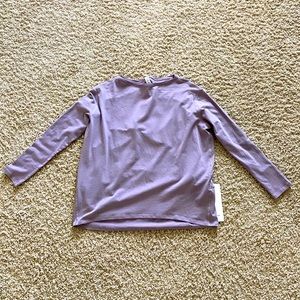 NWT lululemon size 2 back in action longsleeve